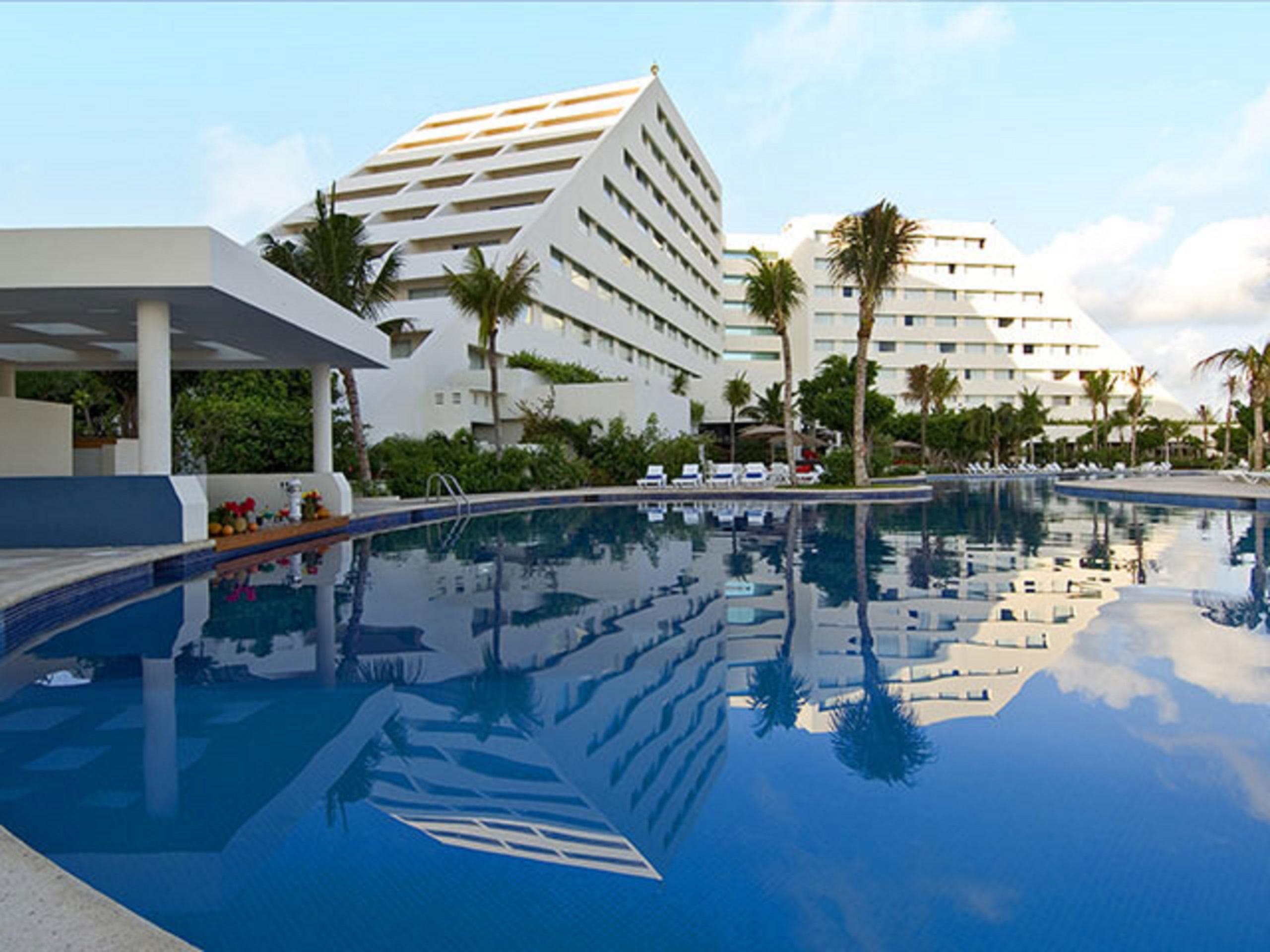 Oasis Palm Hotell Cancún Exteriör bild
