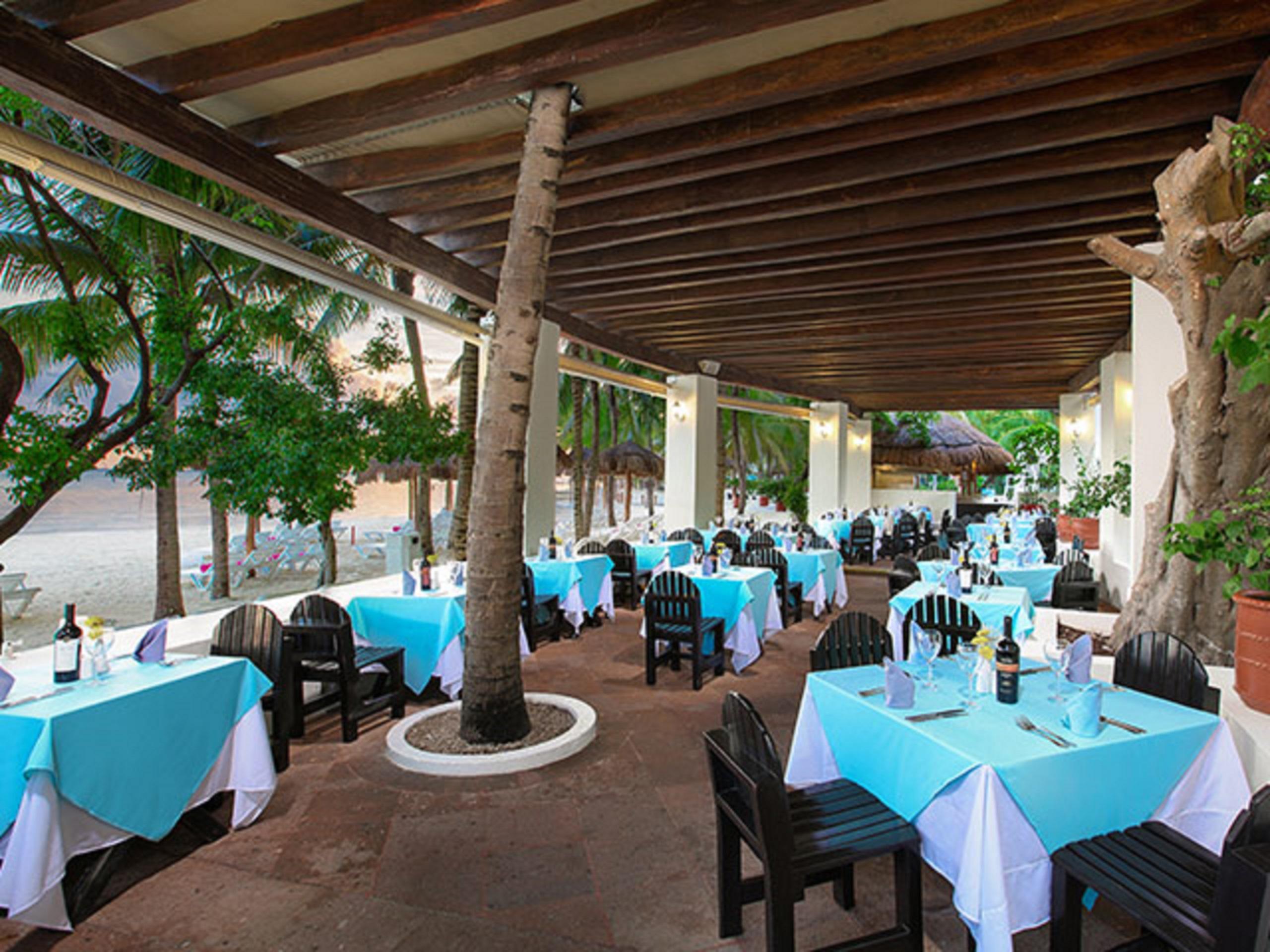 Oasis Palm Hotell Cancún Exteriör bild