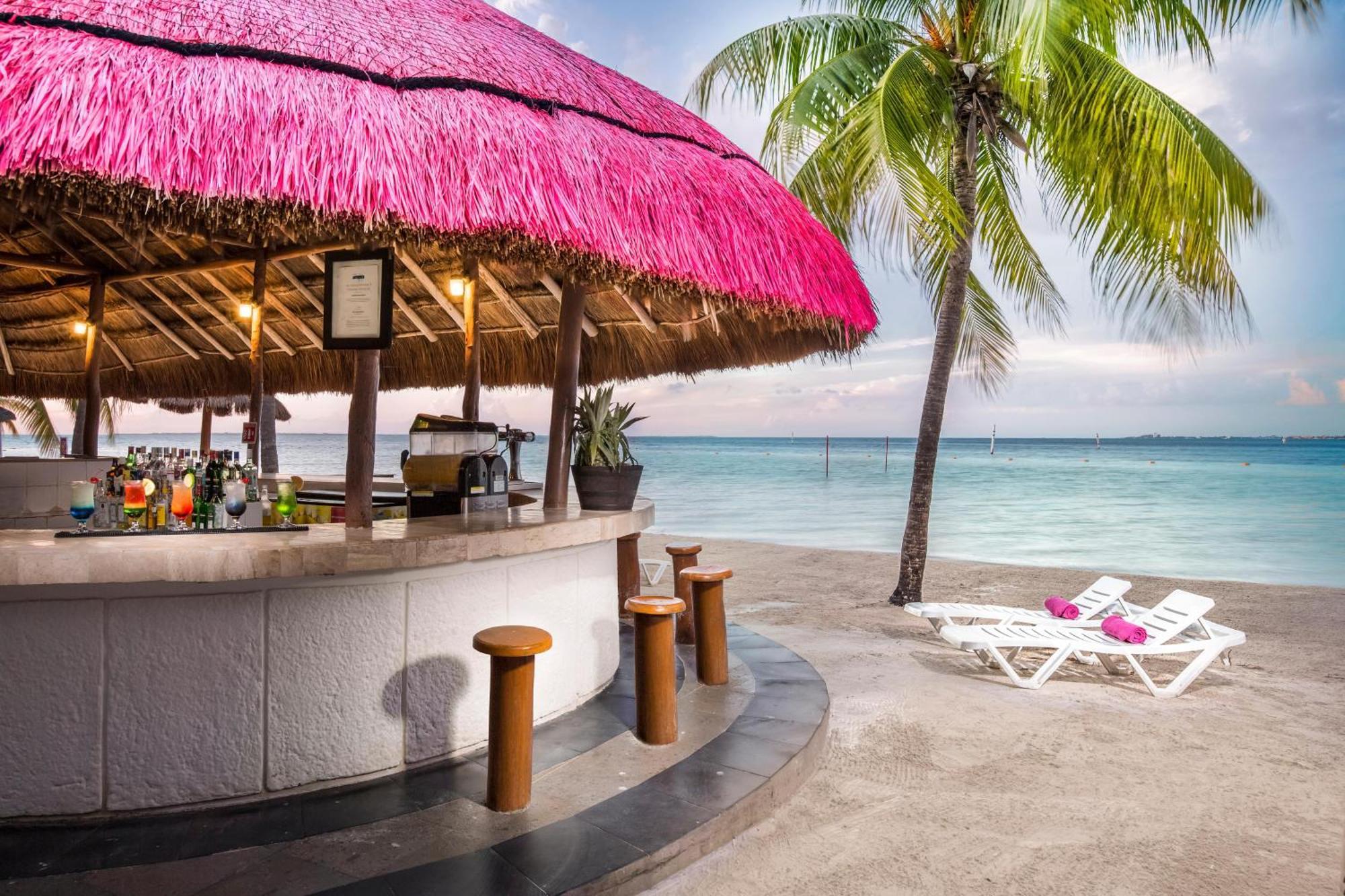 Oasis Palm Hotell Cancún Exteriör bild