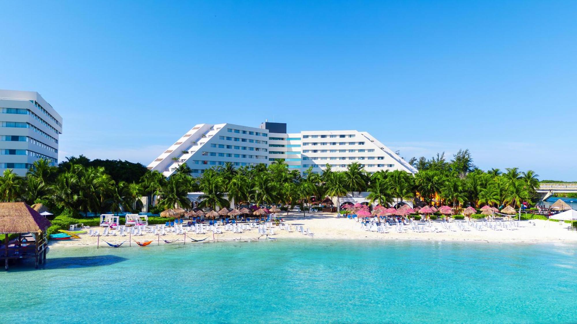 Oasis Palm Hotell Cancún Exteriör bild