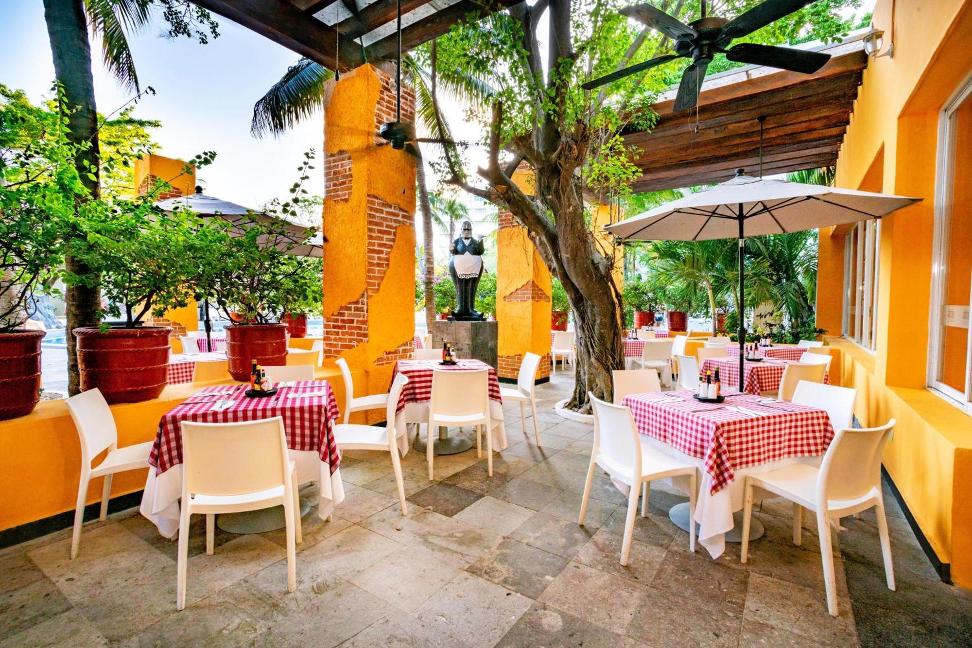 Oasis Palm Hotell Cancún Exteriör bild